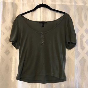 Short Sleeve. Army Green Crop Top. Size XL